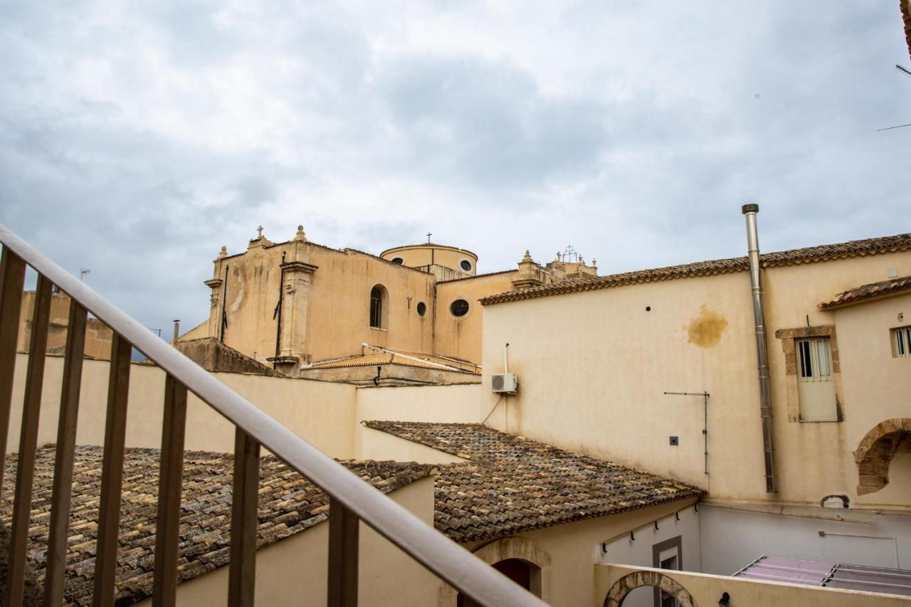 B&B Palazzo Loreto Avola Exteriér fotografie